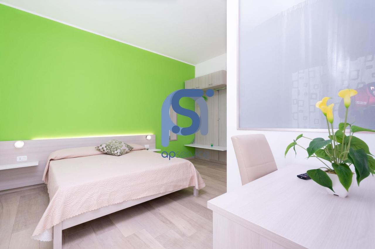 B&B Panorama - Self Check In เชฟาลู ภายนอก รูปภาพ